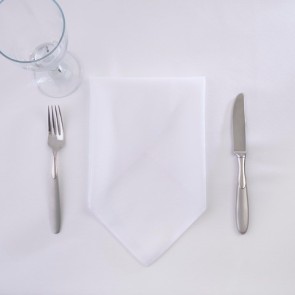 Victoria Tablecloth White 70 inch Square 