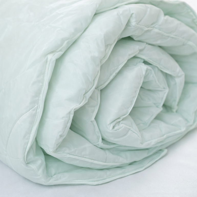 GreentintPolypropyleneQuilt